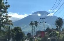 Gunung Dempo Erupsi Lontarkan Abu 3,5 Kilometer