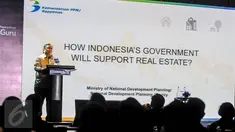 Menteri PPN/Kepala Bappenas Bambang Brodjonegoro menjadi pembicara acara Property Report Congress di Jakarta, Kamis (13/10). Bambang menyampaikan bagaimana usaha Pemerintah mendukung perkembangan industri real estat Indonesia. (Liputan6.com/Faizal Fanani)