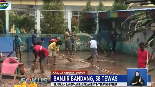 Korban tewas ditemukan di kawasan yang diterjang banjir bandang di Kemiri, Komba, dan Perumahan Bintang Timur yang berada di Kaki Gunung Siklop.