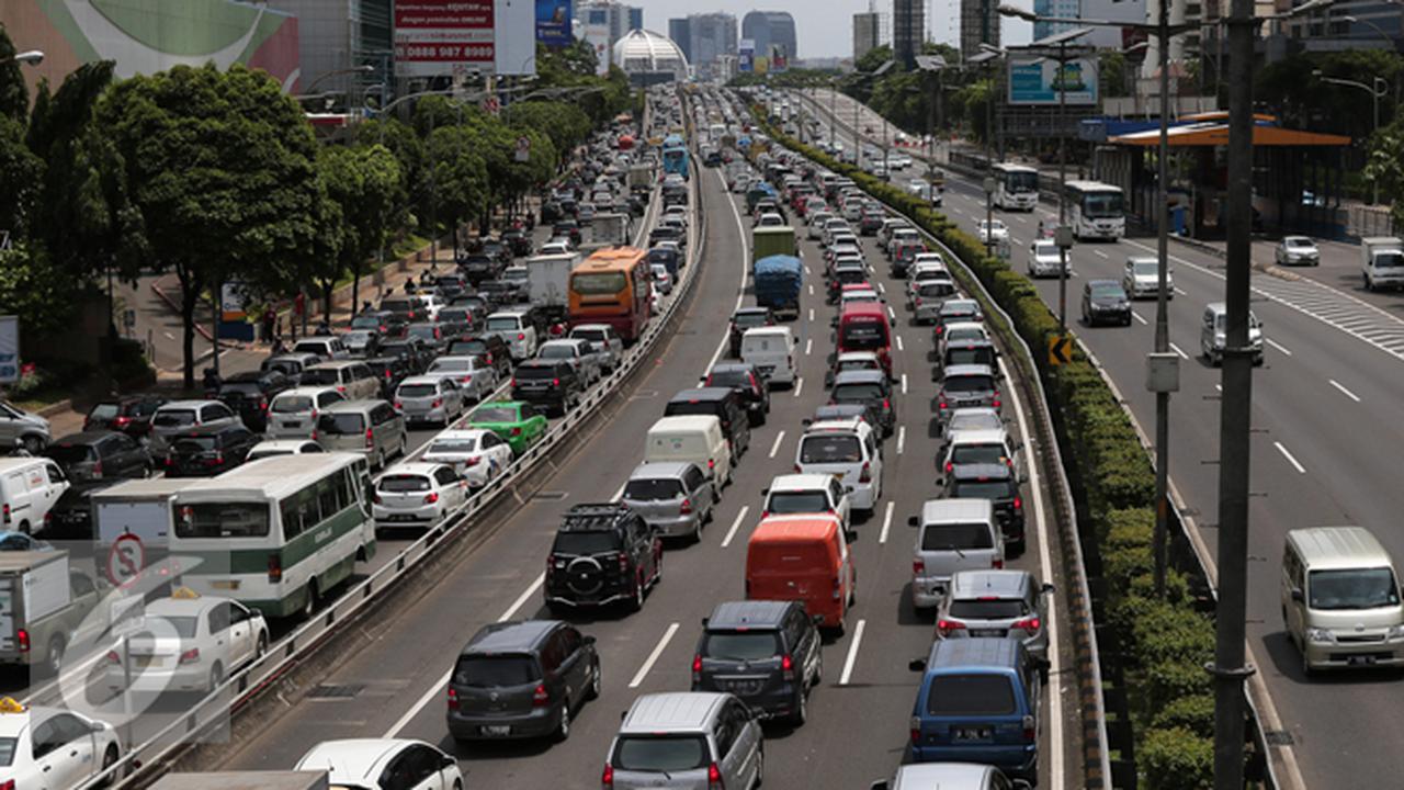 20151224-Macet-Jakarta-AY