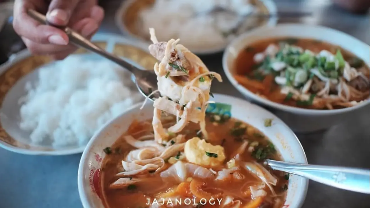 Rekomendasi Tempat Makan Enak di Yogyakarta (Foto: Jajanology/Google Maps Sop Merah)