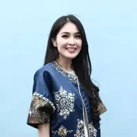 Tidak hanya itu, Sandra yang sudah sangat mengharapkan dikarunai momongan teryata punya waktu yang sudah direncanakan untuk memeriksa kehamilannya, yaitu saat Natal atau sebelumnya. (Galih W. Satria/Bintang.com)