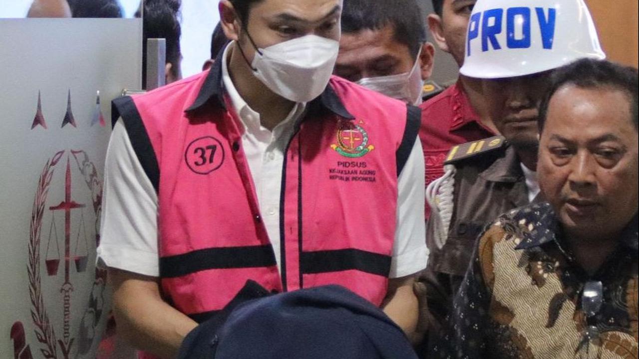 Menurut Kuntadi, Harvey Moeis langsung ditahan di Rutan Salemba Cabang Kejaksaan Negeri Jakarta Selatan untuk 20 hari ke depan terhitung hari ini.