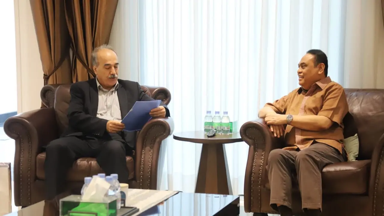 Ketua Ketua ASFA Foundation Komjen Pol (Purn) Syafruddin Kambo saat bertemu perwakilan kelompok pembebasan Palestina, Fatah, Syeikh Thaher.
