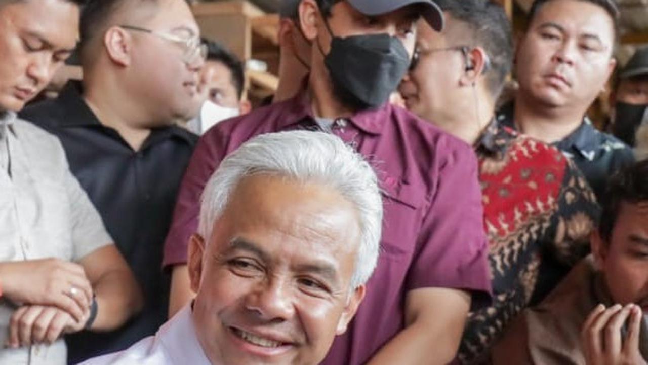Blusukan di Pasar Palembang, Ganjar Pranowo Kaget Harga Daging Mahal