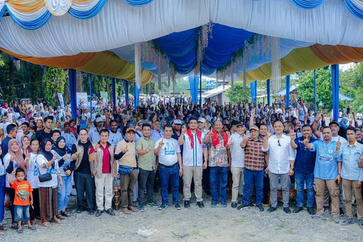 Teriakan 'Gubernur Sumut' Menggema Saat Bobby Nasution Sapa Warga Binjai