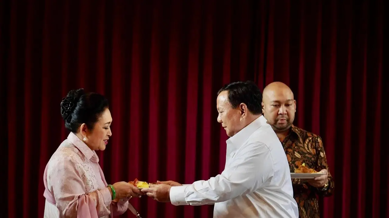 6 Potret Titiek Soeharto di Ulang Tahun Prabowo