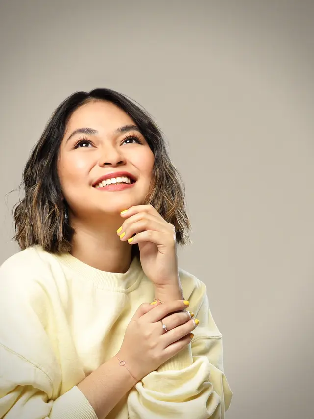 Eksklusif Regina Poetiray