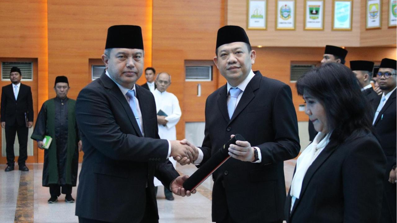 Sekjen Kemendagri Tomsi Tohir Lantik 55 Pejabat Baru