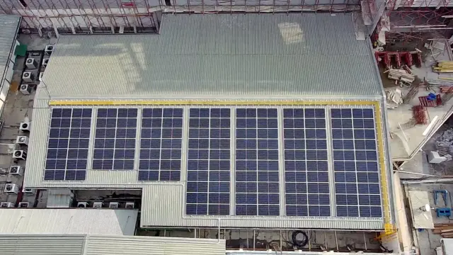 PT Masdar Mitra Solar Radiance (MMSR) meresmikan PLTS Atap yang dipasang di Mall Panakkukang dan sebagai salah satu anak usaha dari D’Best Group. Peresmian ini dilakukan Kamis, 24 Oktober 2024. (Dok Masdar)
