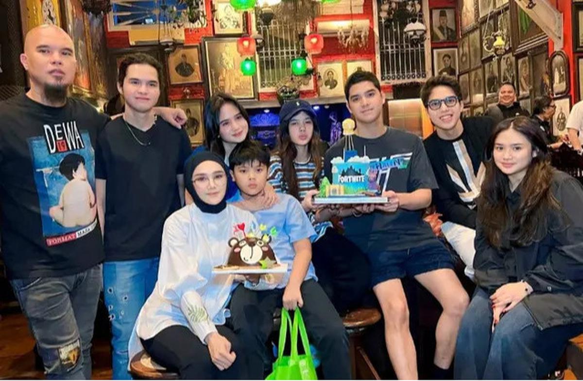 Potret Kedekatan Mulan Jameela dengan Putra Sambungnya, Ikut Gladi Persiapan Siraman Al Ghazali