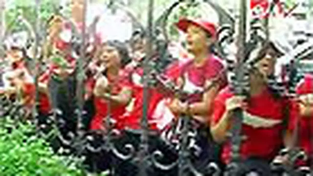 Sahabat Peterpan Tetap Dukung Ariel