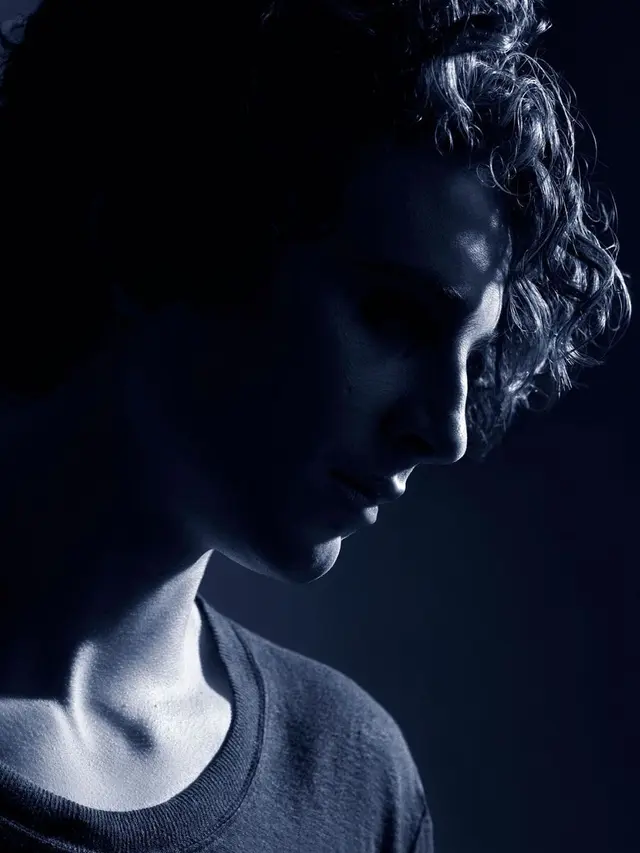 Pesona Timothee Chalamet yang Didapuk Jadi Brand Ambassador Parfum Chanel