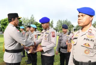 Polisi di NTT bongkar kasus penjualan senjata api mendapat penghargaan