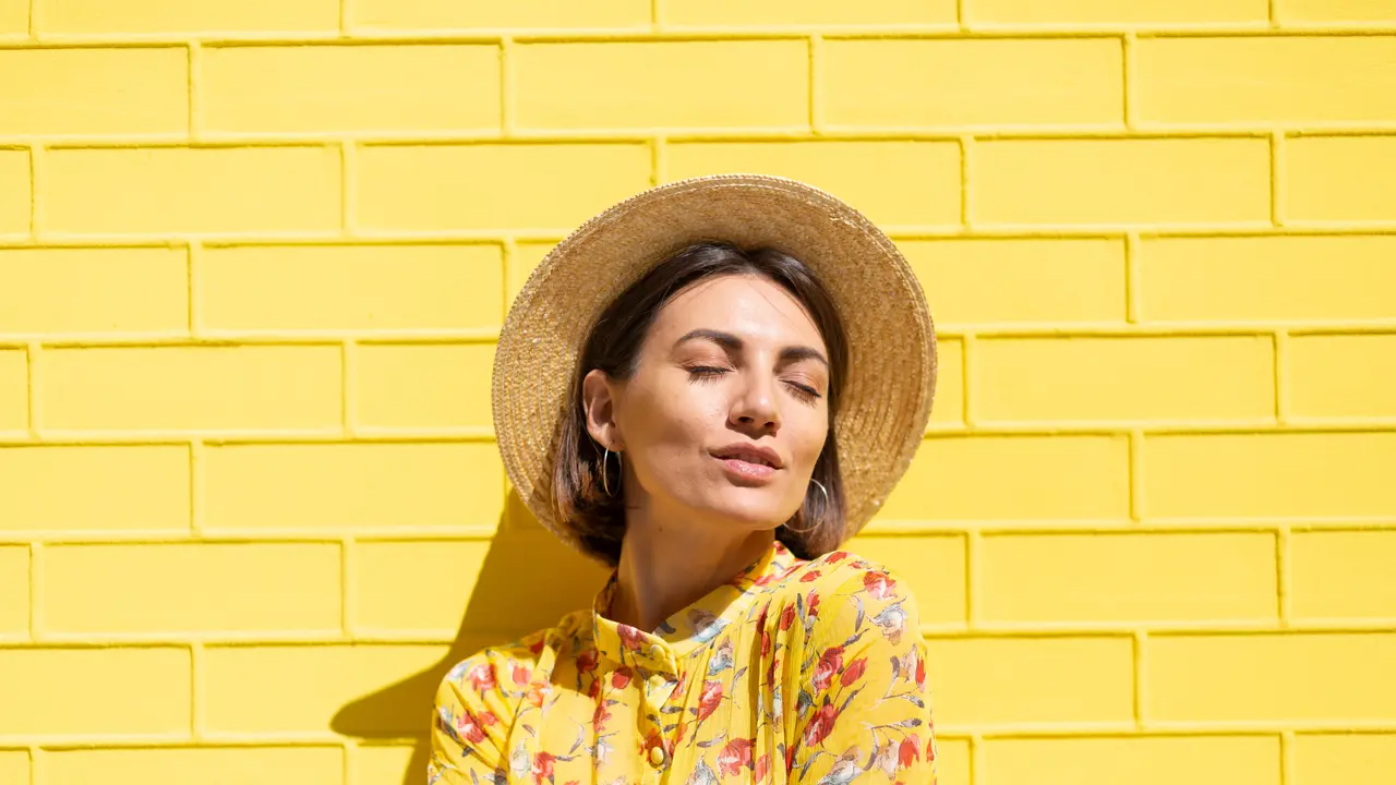 Outfit Warna Kuning