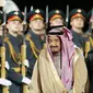 Raja Salman merupakan kepala negara Arab Saudi pertama yang menjejakkan kaki di Rusia (AP Photo/Ivan Sekretarev)