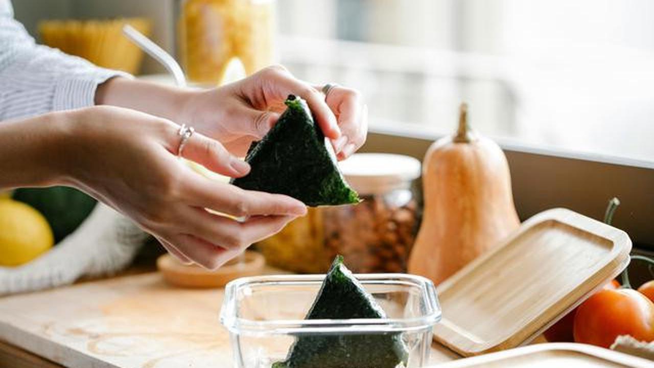 10 Ide Warung Makanan Rumahan yang Selalu Ramai Pembeli, Cocok untuk Mulai Usaha di 2025