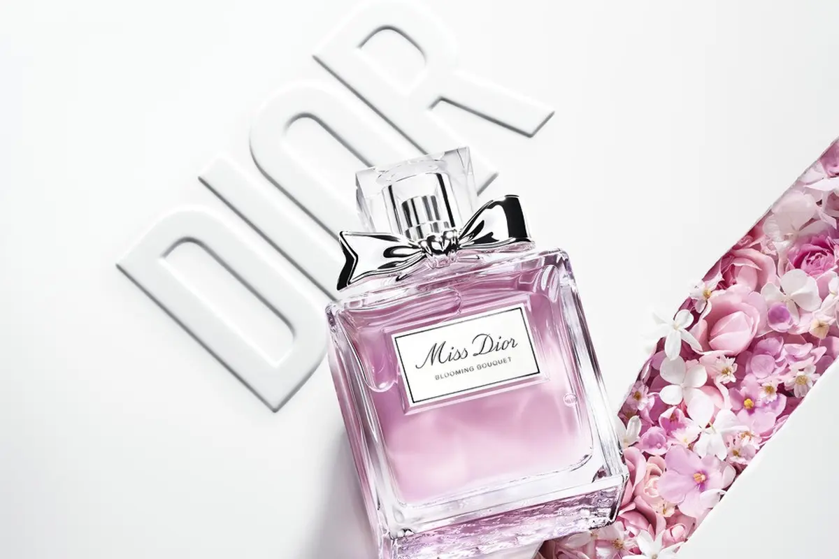Semerbak Buket Bunga dalam Genggaman Parfum Terbaru dari Dior