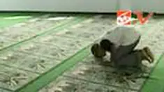 Ralat fatwa MUI terkait arah kiblat rupanya belum tersosialisasi dengan baik. Sebagian muslim di sejumlah daerah termasuk di Ponorogo, Jatim, masih menghadap ke barat bukan barat laut saat melaksanakan salat. 