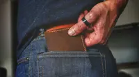 Turis Singapura Kehilangan Dompet dan Isinya Usai Kakinya Diinjak Orang di Pasar Jodoh Batam