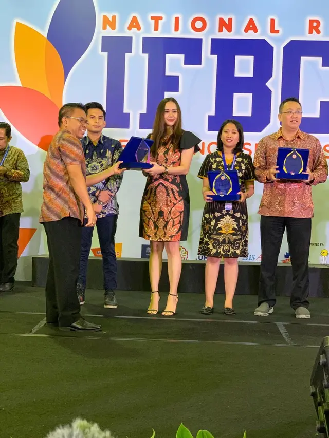 Aura Kasih