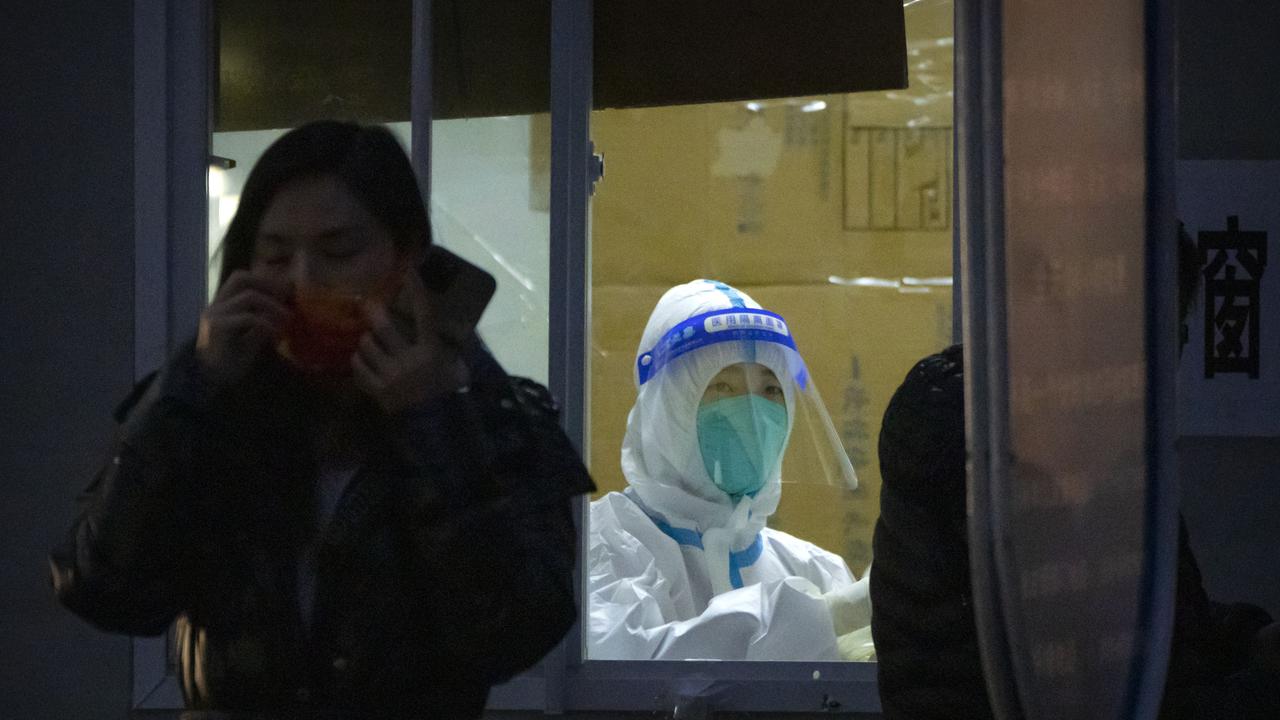 Guangzhou Alami Lonjakan Kasus COVID-19