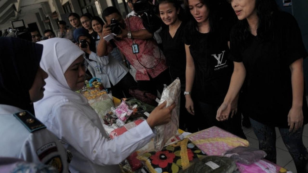 Menteri Khofifah tinjau kegiatan napi wanita di Lapas Pondok Bambu
