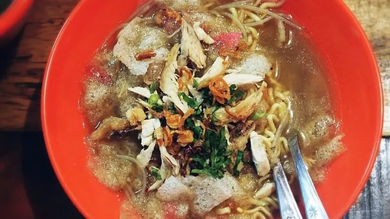 Semangkuk Mie Sop Medan Ayam