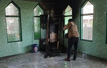 Terekam CCTV, Pelaku Pembakaran Saf Masjid di Maros Beraksi Sebelum Azan Subuh