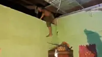 Menantu Perkosa Mertua, Saat Ditangkap Ngumpet di Plafon Rumah
