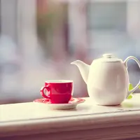 Jangan buang waktu saat istirahat makan siang, lebih baik melakukan hal-hal bermanfaat ini. | via: dailygrowthhub.com