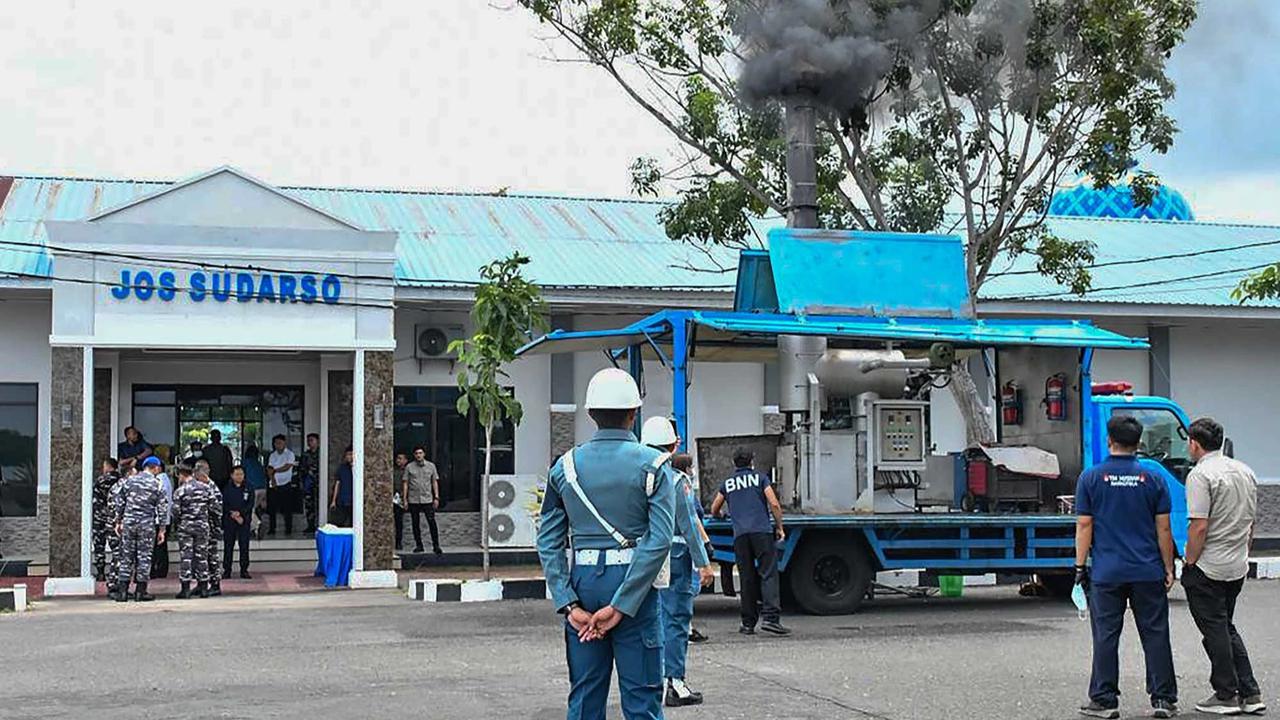FOTO: Ketamine 41 Kilogram Dimusnahkan,  TNI AL Ungkap Jalur Selundupan di Perairan Belawan