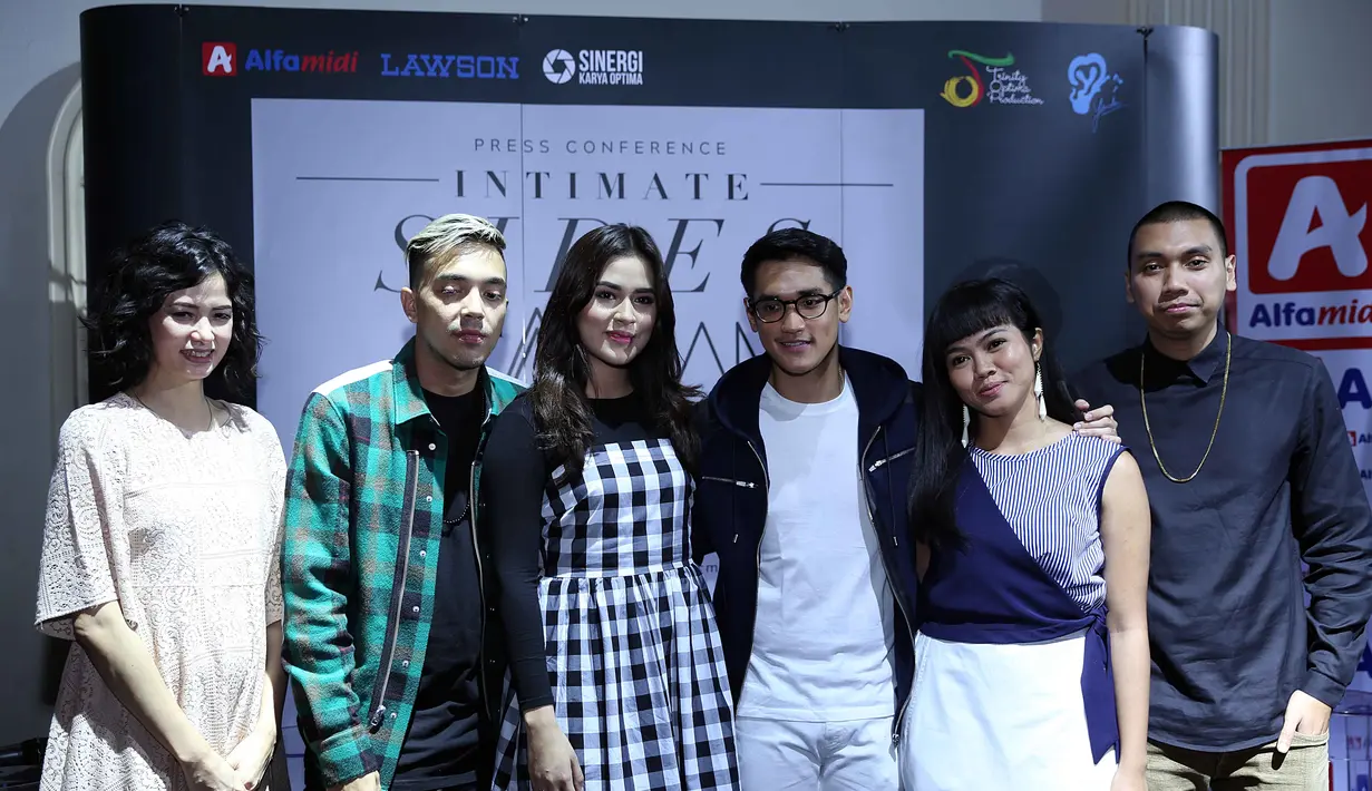Pada musisi Tanah Air yang terlibat dalam albumnya antara lain Rayi 'RAN', Yura Yunita, Raisa, Badai, Inu Numata dan Alam Urbach. Sedangkan produser yang mengorbitkan Ed Sheeran dan Sheila Madjid juga turut digandeng. (Nurwahyunan/Bintang.com)