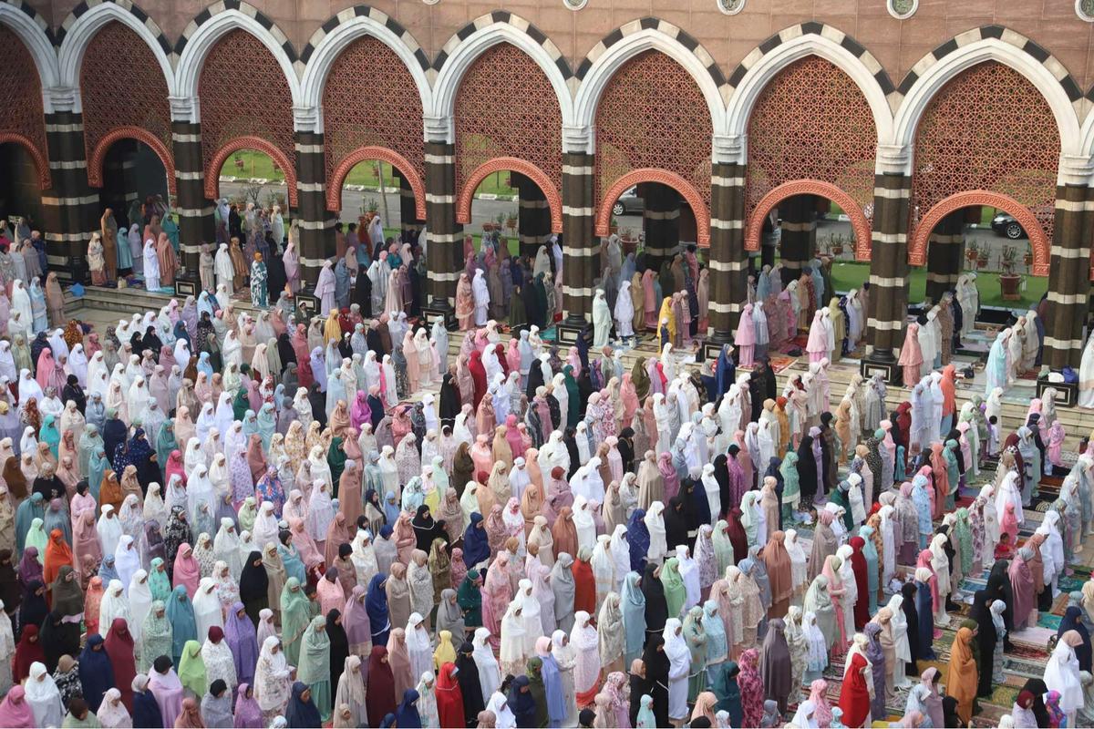 Salat Iduladha di Masjid Kubah Emas Depok