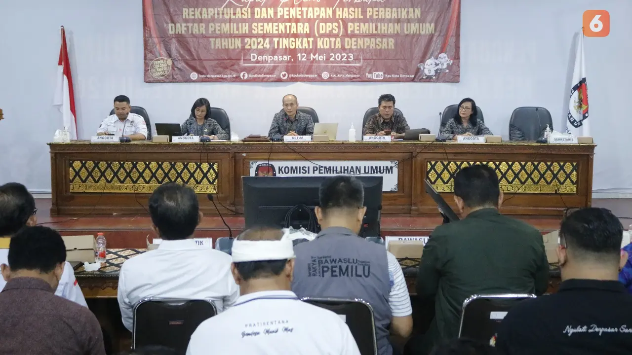 Rapat Pleno KPU Denpasar Sebut Ribuan Pemilih di Denpasar Tak Memenuhi Syarat