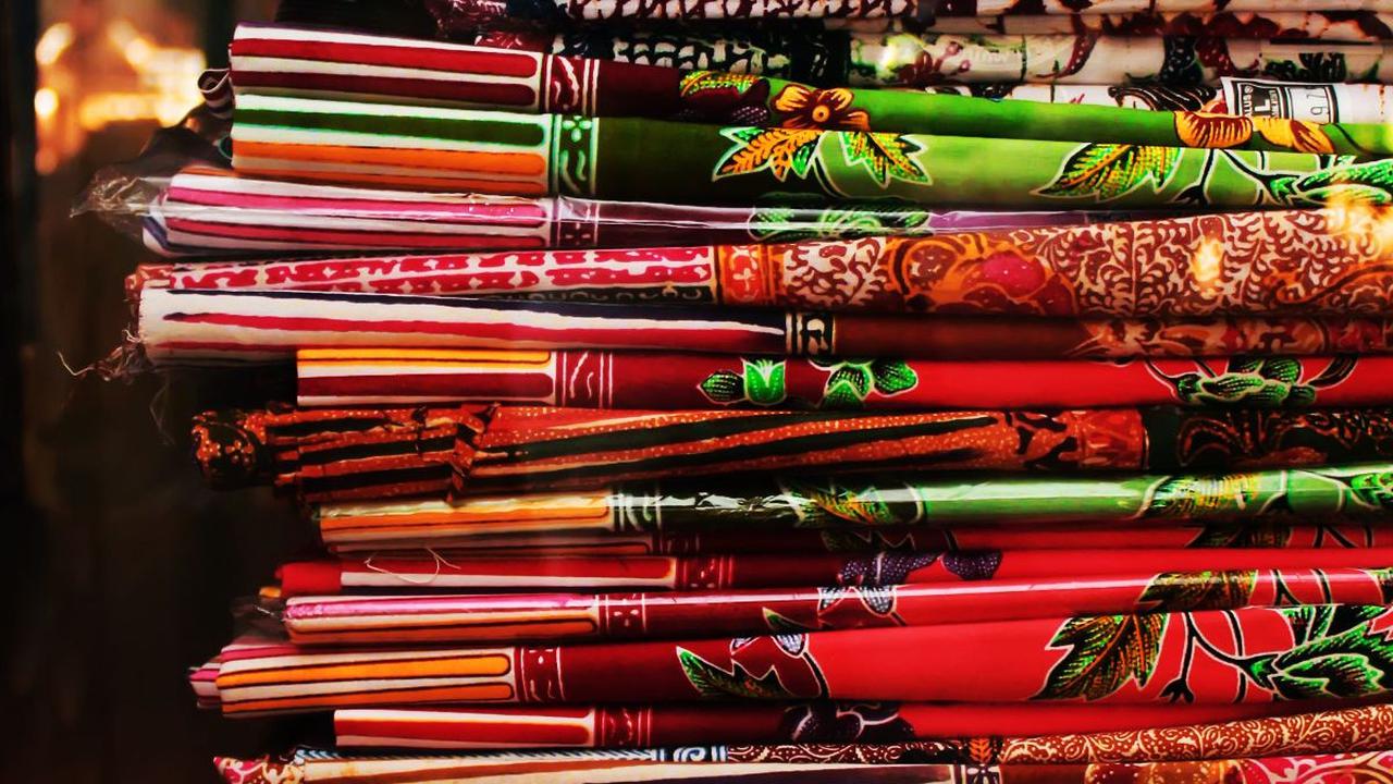 Mengunjungi Pasar Legendaris Grosir Setono, Pusat Jual Beli Batik di Pekalongan sejak 1941