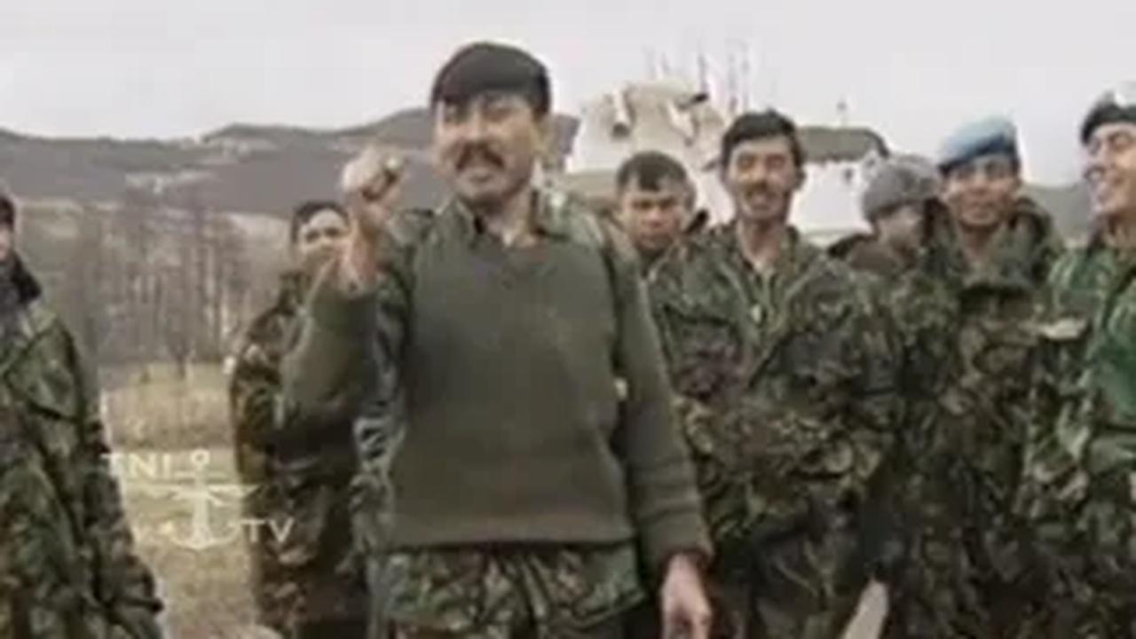 Sementara itu, seorang prajurit juga mengaku jika para prajurit TNI merasa senang bisa ditugaskan sebagai pasukan perdamaian di Bosnia.