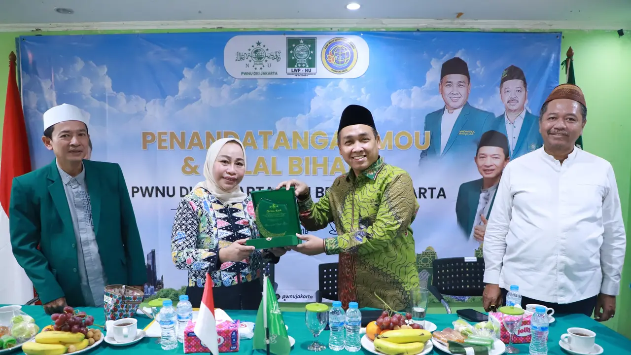 Kantor Wilayah Badan Pertanahan Nasional (Kanwil BPN) Provinsi DKI Jakarta bersama Pengurus Wilayah Nahdlatul Ulama (PWNU) DKI Jakarta menandatangani Nota Kesepahaman (MoU) tentang percepatan sertifikasi tanah wakaf (Istimewa)
