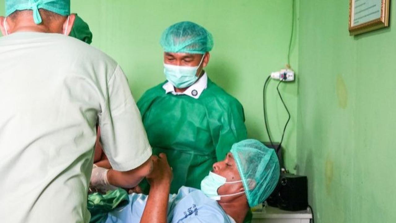 Jadi Syarat Terima Bansos, Bagaimana Hukum Vasektomi Dalam Islam?