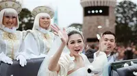 Punya Suami, Kado Natal Terbaik Sandra Dewi