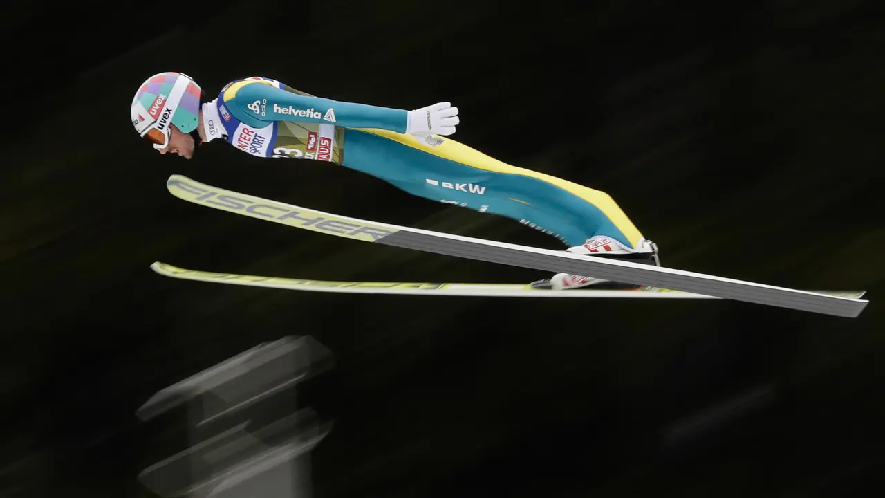 Meluncur ke udara dengan ski