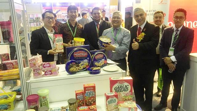 (sumber: KBRI Hanoi)