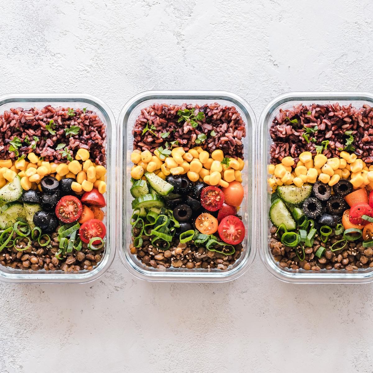 7 Tips Menyimpan Meal Prep agar Tahan Lama di Dalam Kulkas