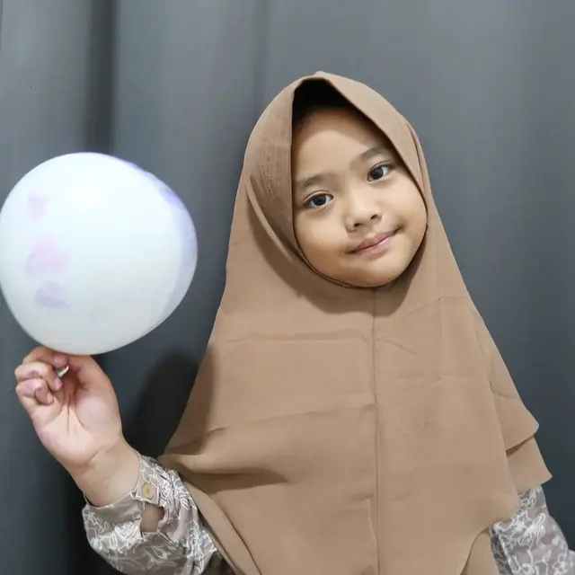 Potret Maryam, anak Oki Setiana Dewi yang hafal Al-Quran