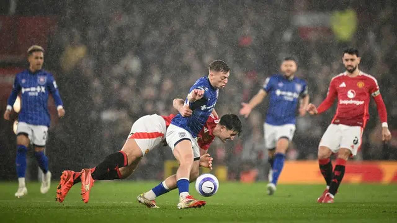 Mengapa Liam Delap Memilih Gabung Chelsea, Bukan MU