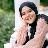 Terry Shahab (Instagram/missterryous_shahab)