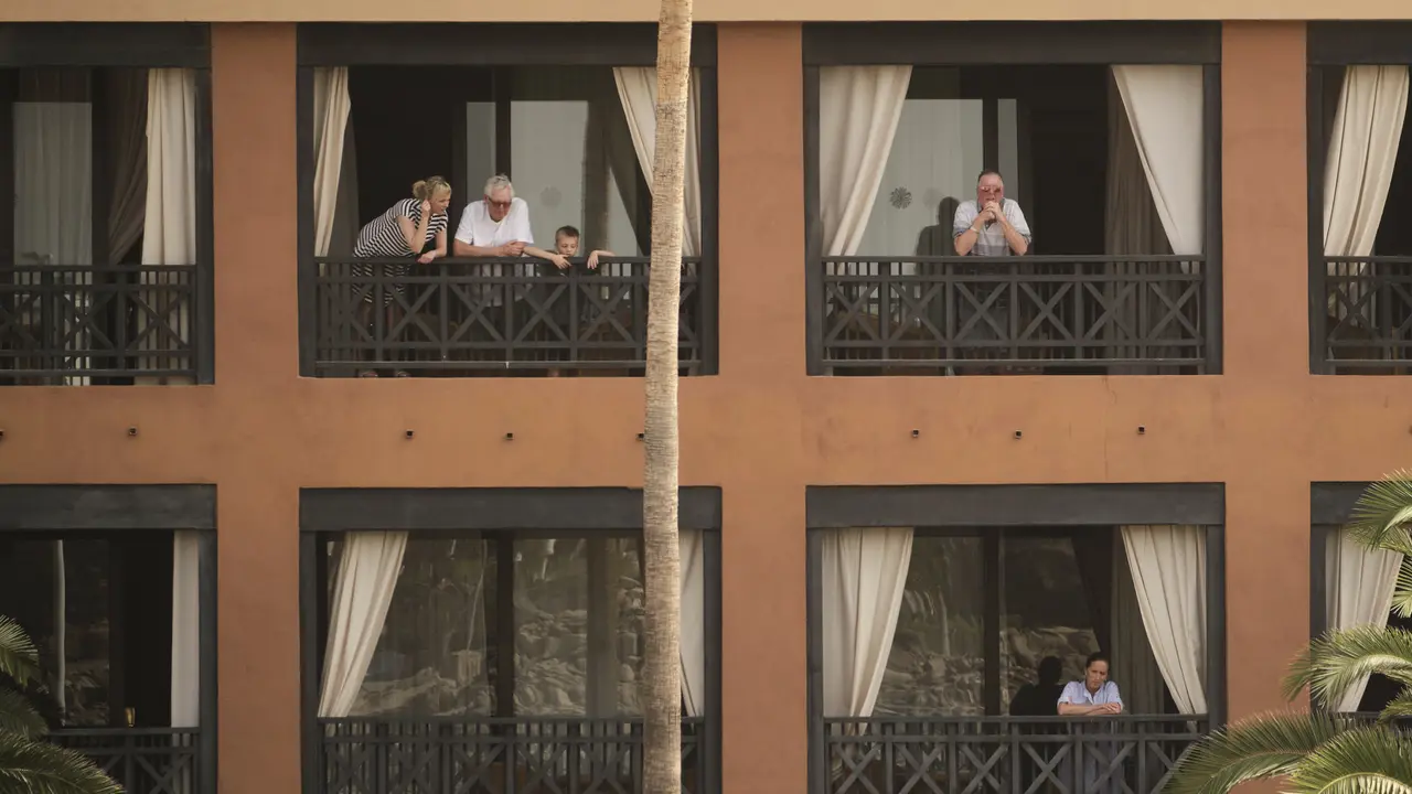 1.000 Tamu Hotel di Spanyol Dikarantina Imbas COVID-19
