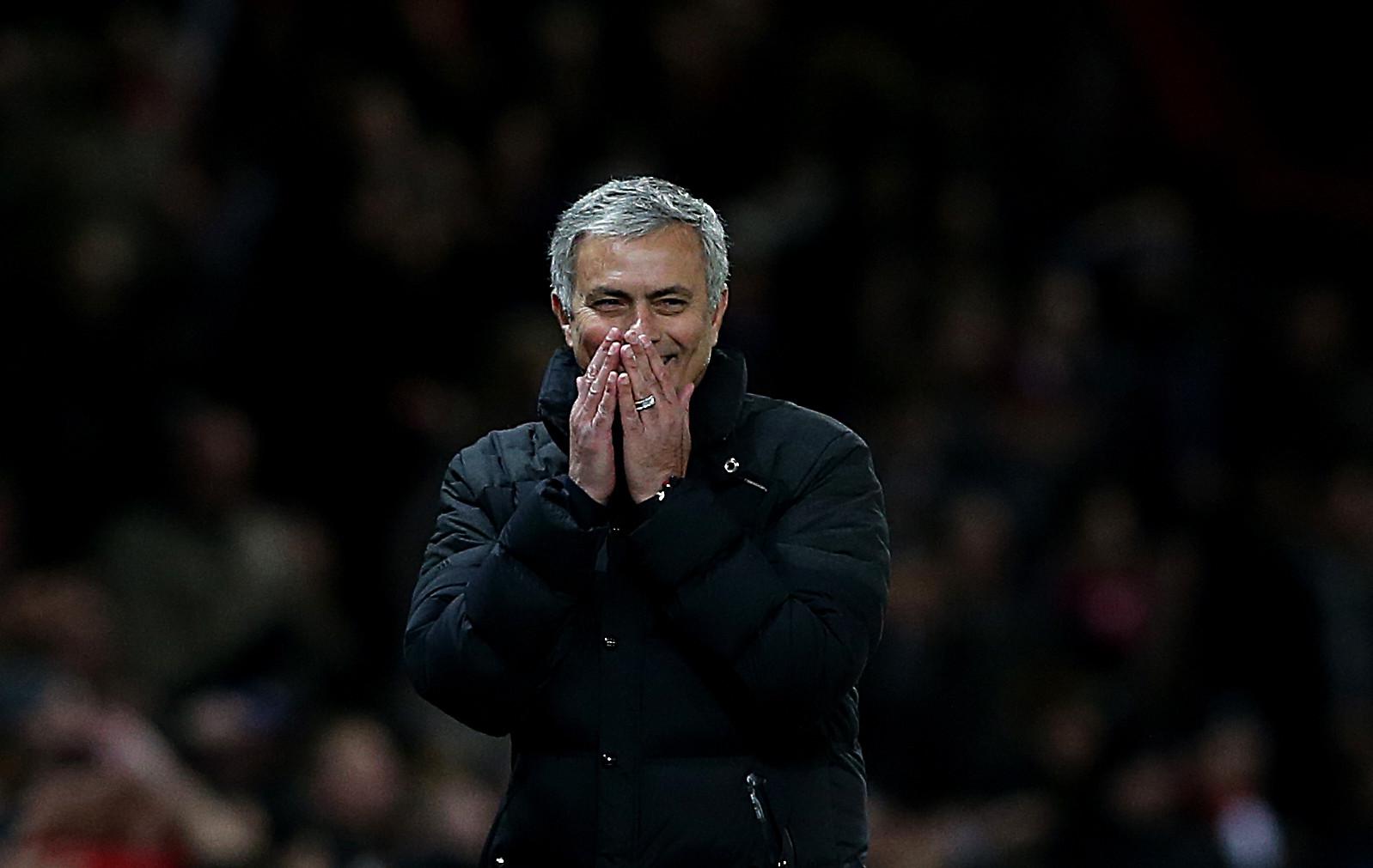 Jose Mourinho (EPA/NIGEL RODDIS)