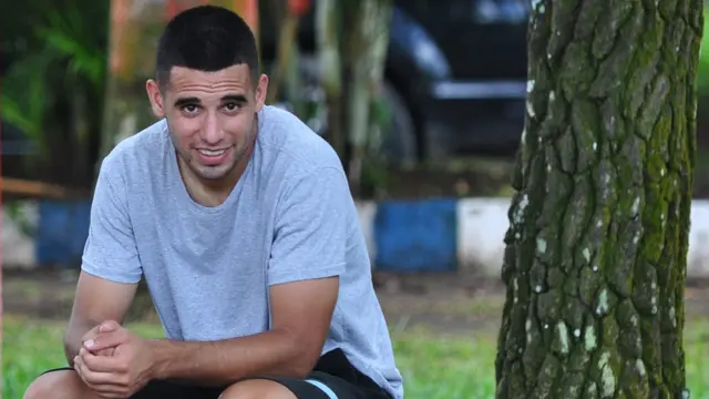 Striker Arema FC, Elias Alderete
