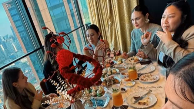 Bridal Shower Luna Maya